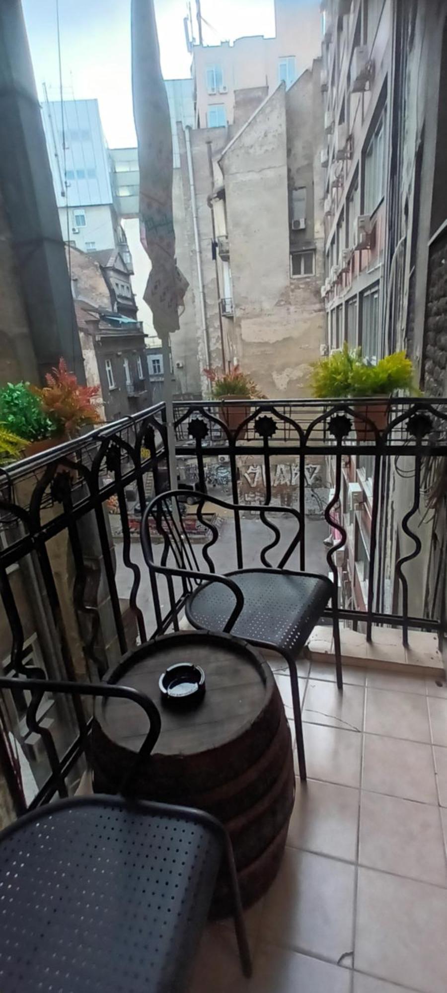 Authentic Belgrade Centre Apartments For Large Groups, Republic Square - Up To 47 People In 5 Apartments 객실 사진