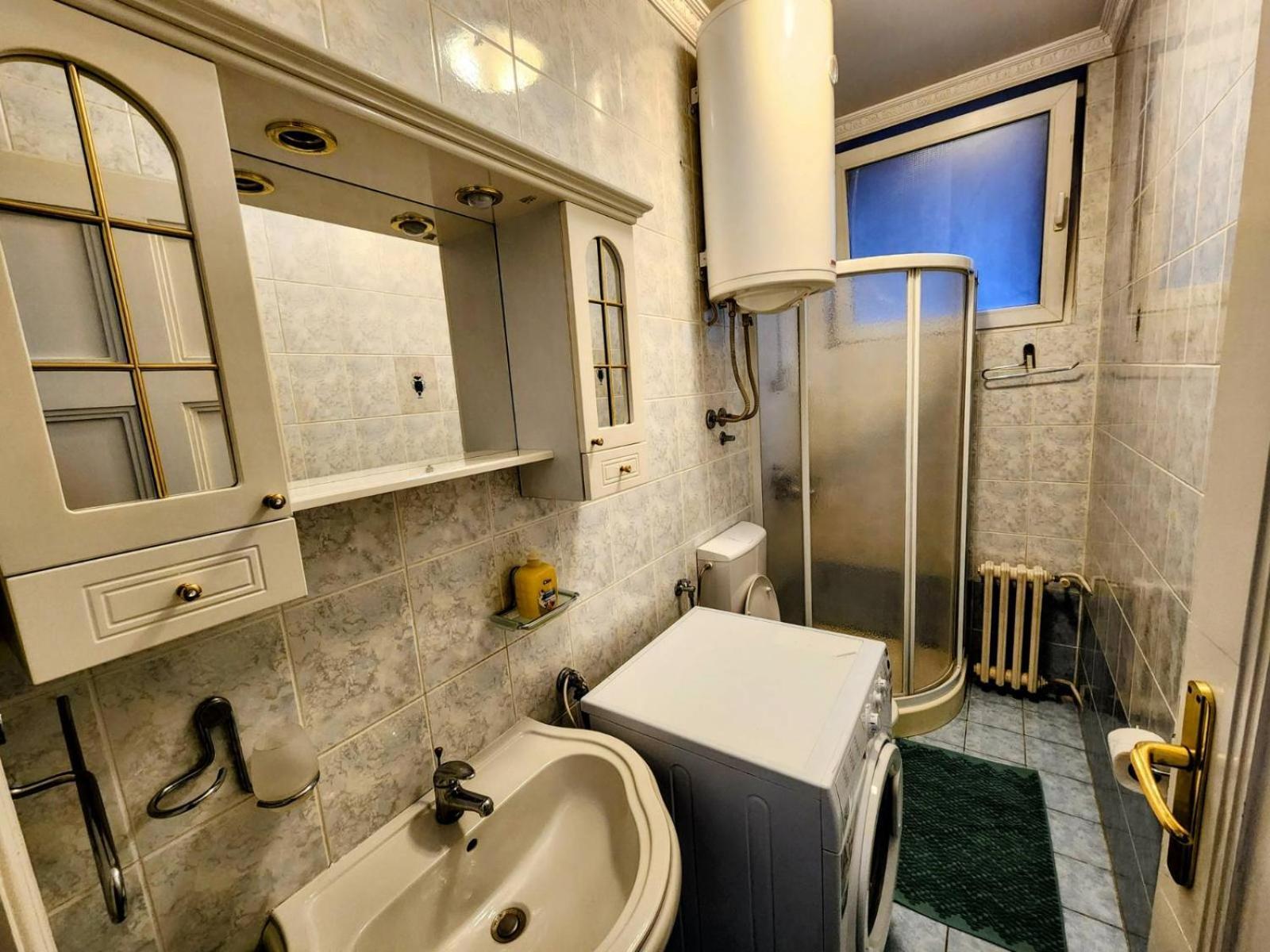 Authentic Belgrade Centre Apartments For Large Groups, Republic Square - Up To 47 People In 5 Apartments 객실 사진
