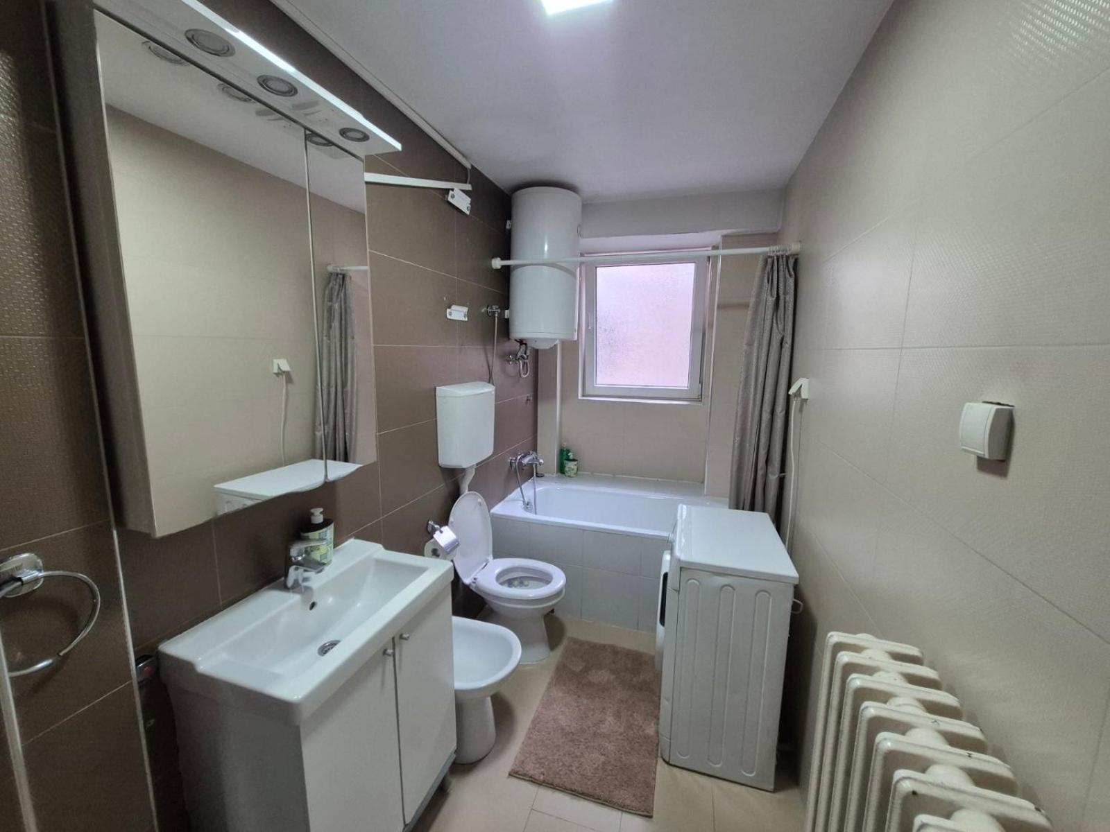 Authentic Belgrade Centre Apartments For Large Groups, Republic Square - Up To 47 People In 5 Apartments 객실 사진